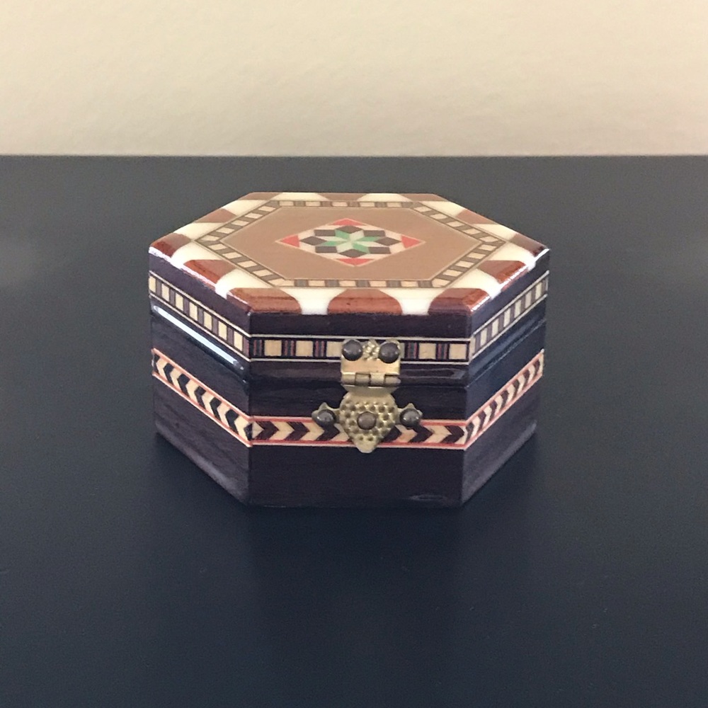Handmade Spain Laguna Recuerdo de Granada Box